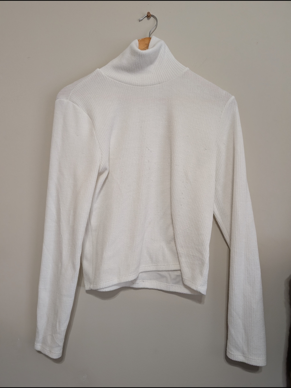 Heart & Hips White Ribbed Turtleneck Long Sleeve Top
